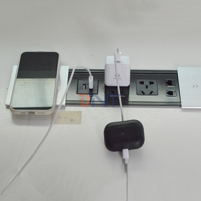 Νέο στυλ Desktop Slip Cover Power Sliding Socket 10A Κατηγοριοποιημένο ρεύμα με ασύρματο φορτιστή για σπίτι και γραφείο