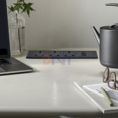 3UK Outlets Desktop Πολυλειτουργικές πρίζες με ηλεκτρική πρίζα 3AC και πρίζες φόρτισης 2*USB A+1*USB C