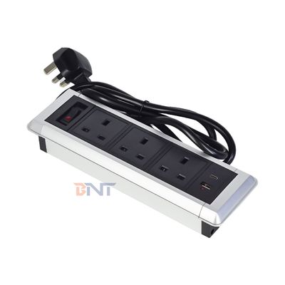 Πολυλειτουργικές πρίζες ρεύματος επιτραπέζιου υπολογιστή με 3AC ηλεκτρική ενσωματωμένη πρίζα USB A+USB C θύρες φόρτισης
